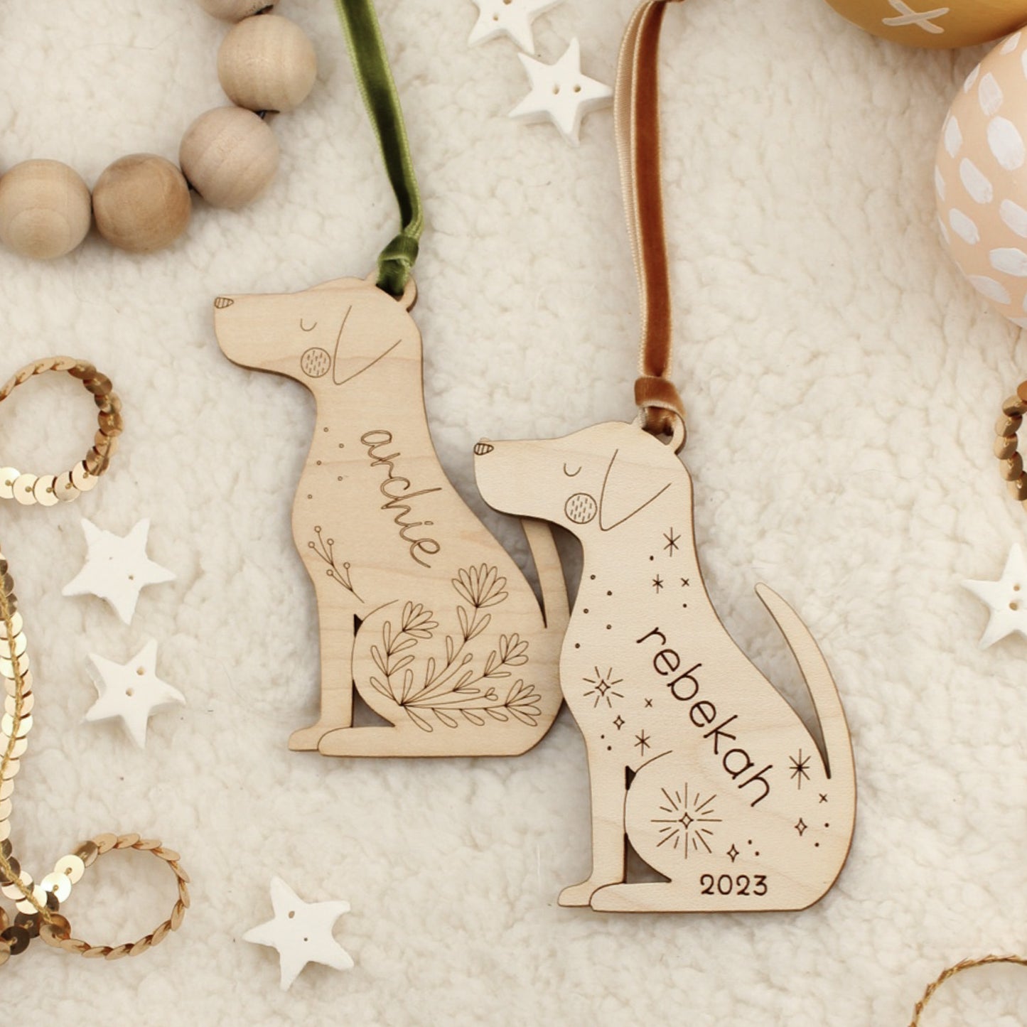 dog 1 personalized wooden folksy christmas ornaments