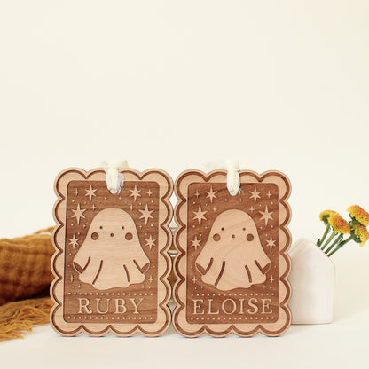 Folksy Ghost Personalized Halloween Tag