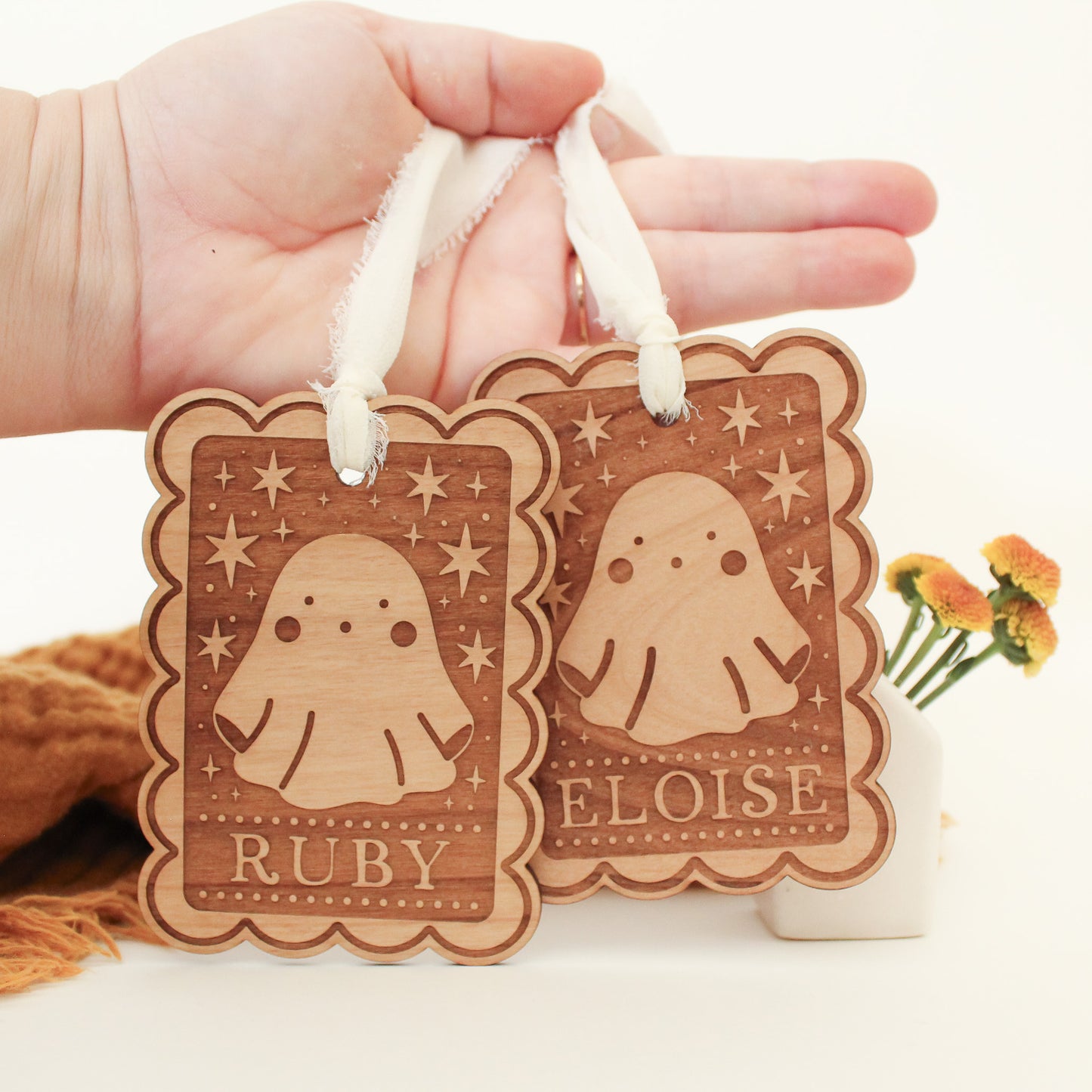 Folksy Ghost Personalized Halloween Tag