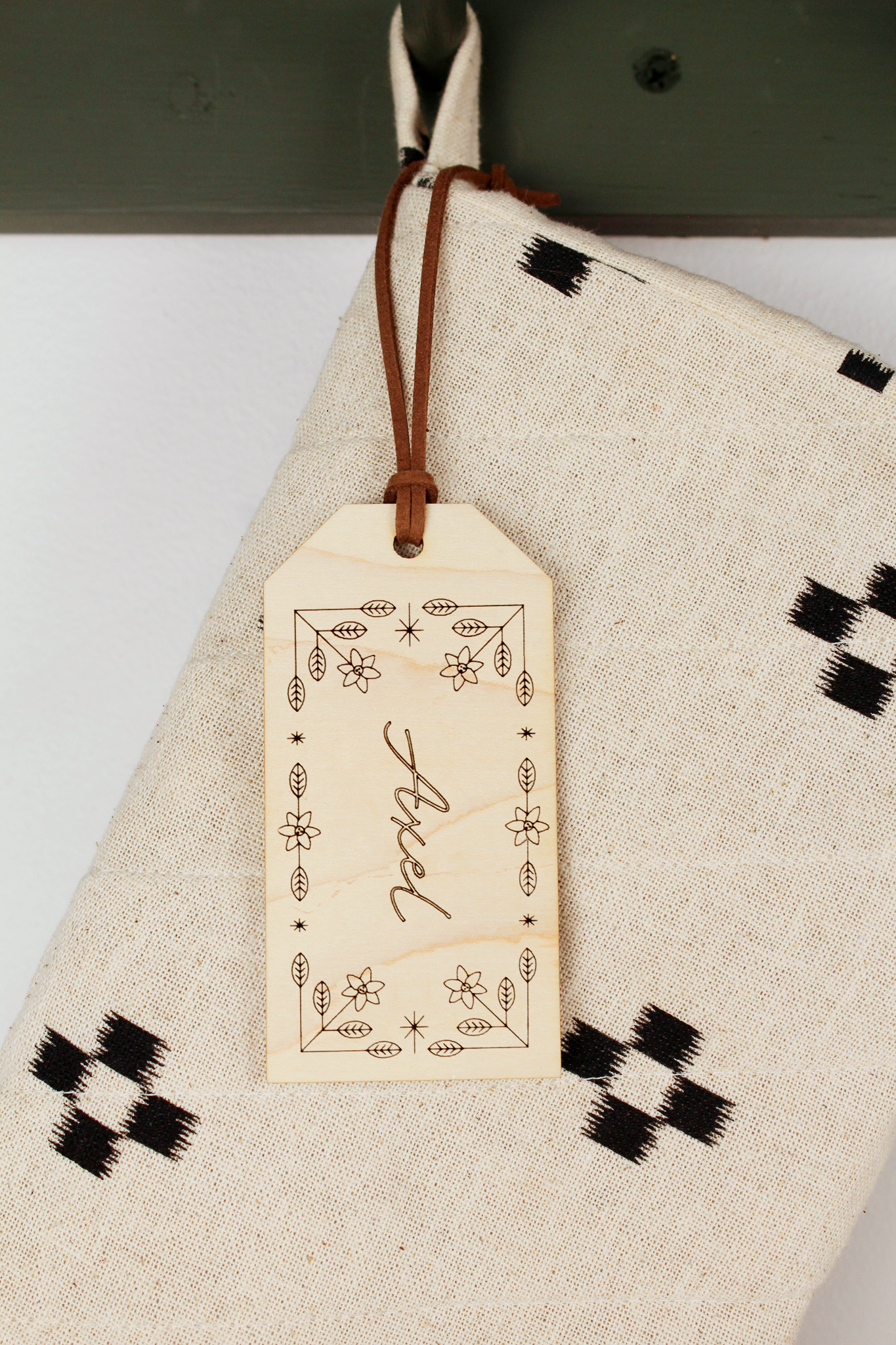 heirloom maple wood stocking tag, poinsettia design