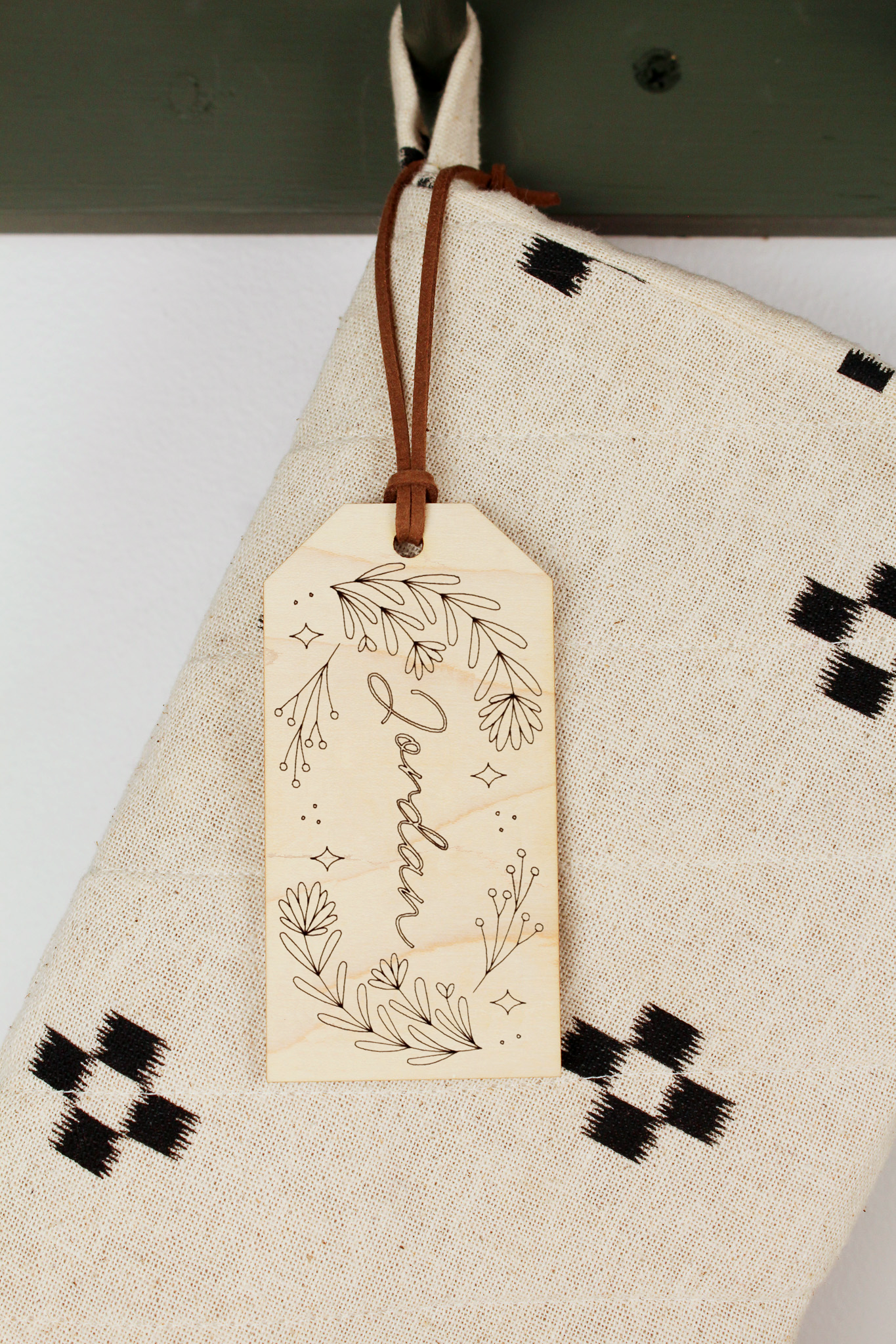 heirloom maple wood stocking tag, folk flowers design