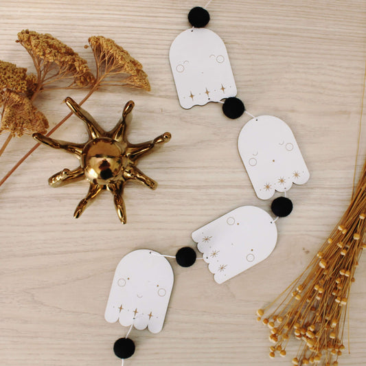 vertical ghosts wooden folk halloween garland, black and white starburst